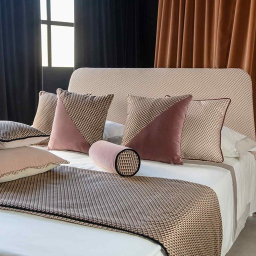 Luxurious cushion square Carrè in multicolor/pattern fabric