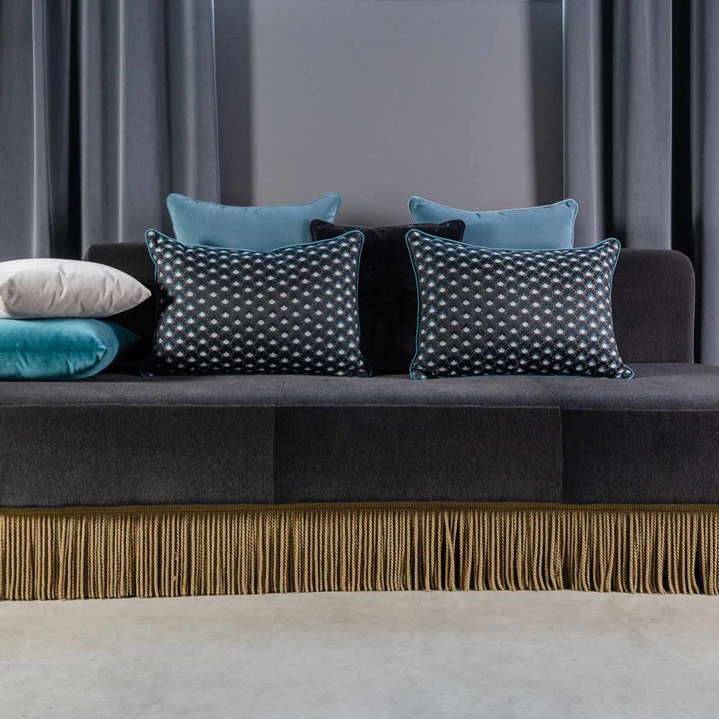 Luxurious cushion square Carrè in solid color velvet