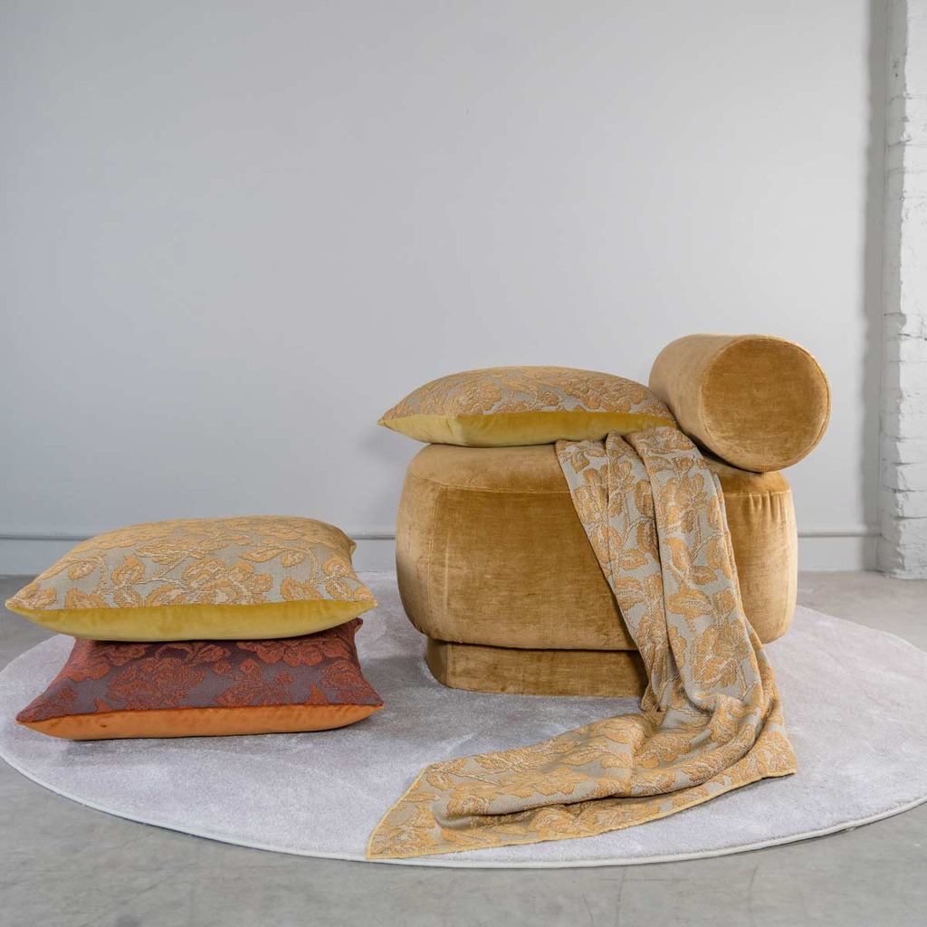 Luxurious cushion square Carrè in multicolor/pattern fabric