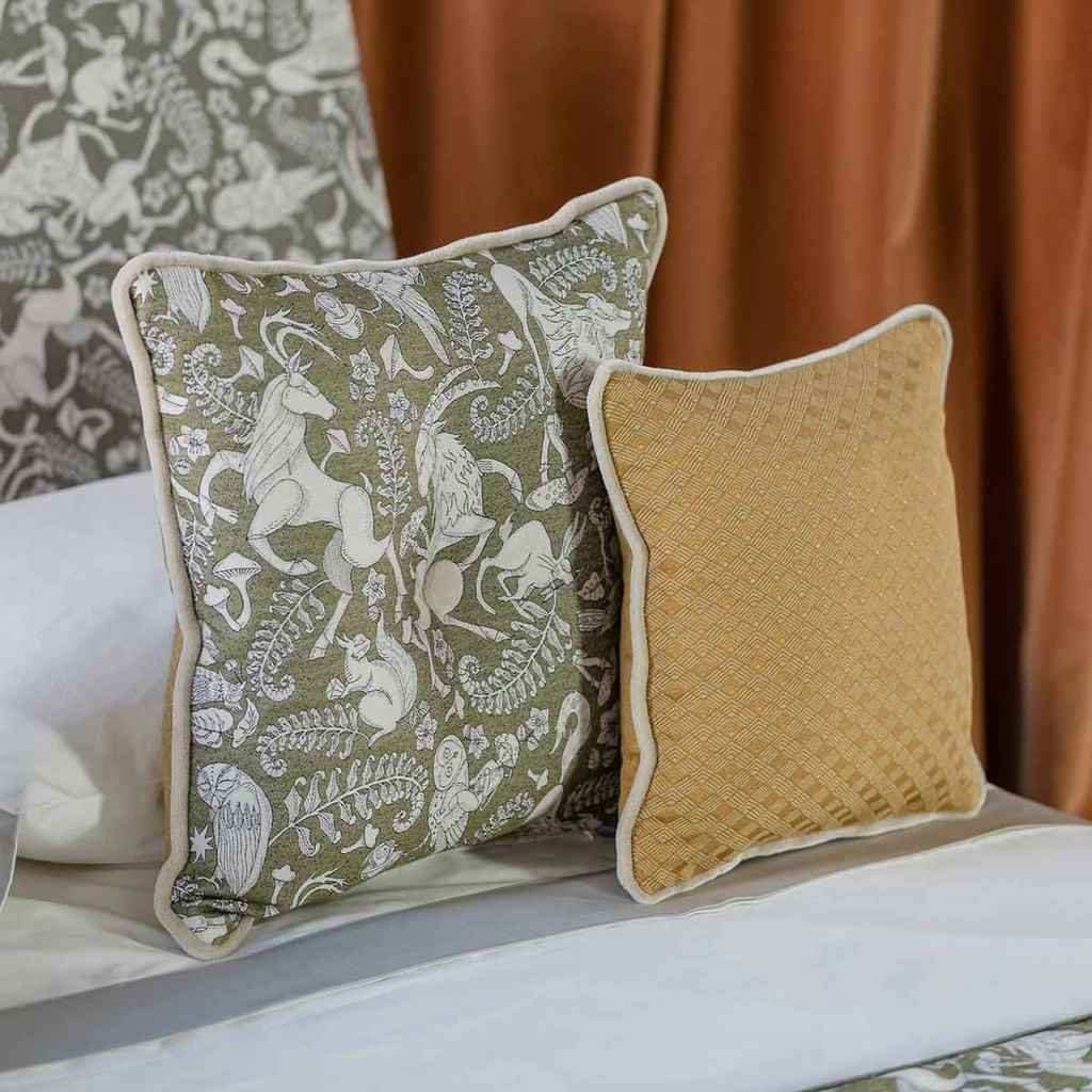Luxurious cushion square Carrè in multicolor/pattern fabric