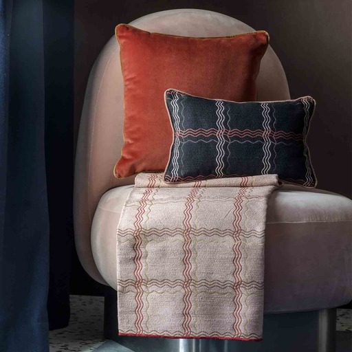 Luxurious cushion square Carrè Stripe in geometric fabric