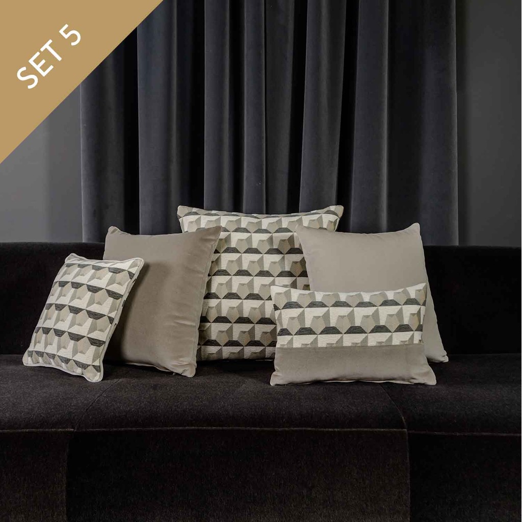Luxurious Cushions' Set in designer fabric