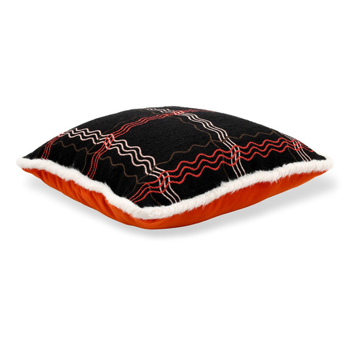 Luxurious cushion square Carrè in geometric fabric