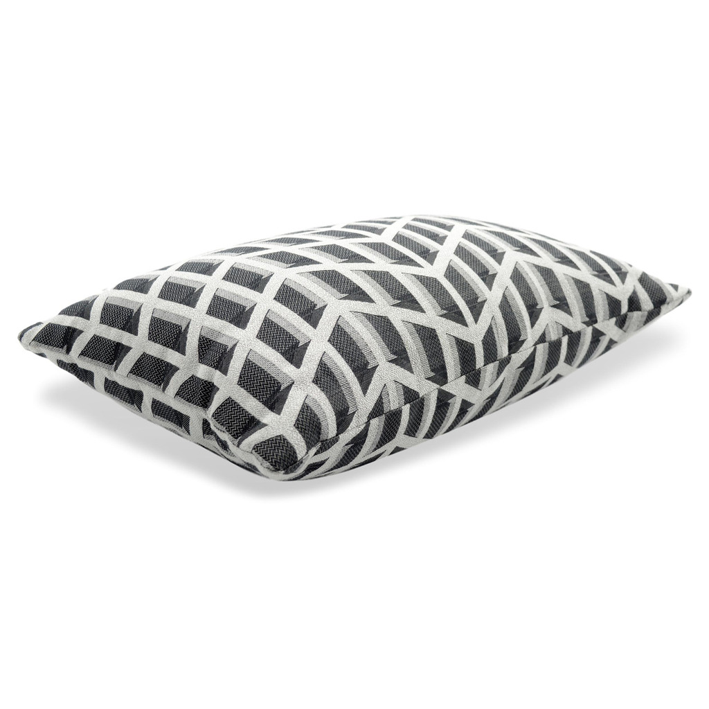 Luxurious cushion rectangular Longue in multicolor/pattern fabric