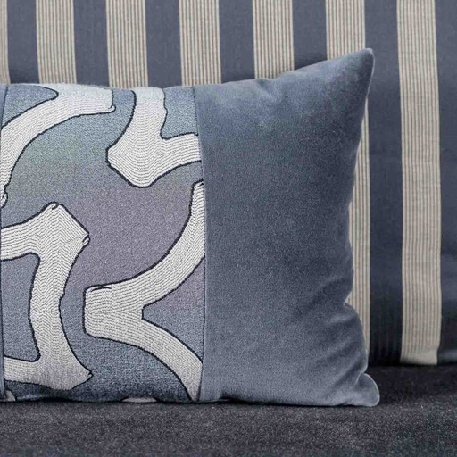 Luxurious cushion rectangular Degradè in multicolor/pattern fabric