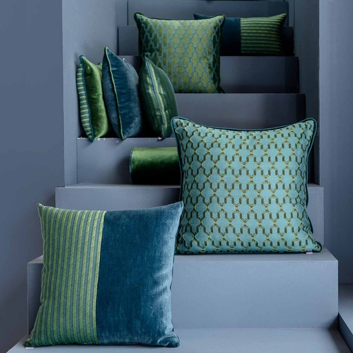 Luxurious cushion square Carrè Bis in stripes fabric