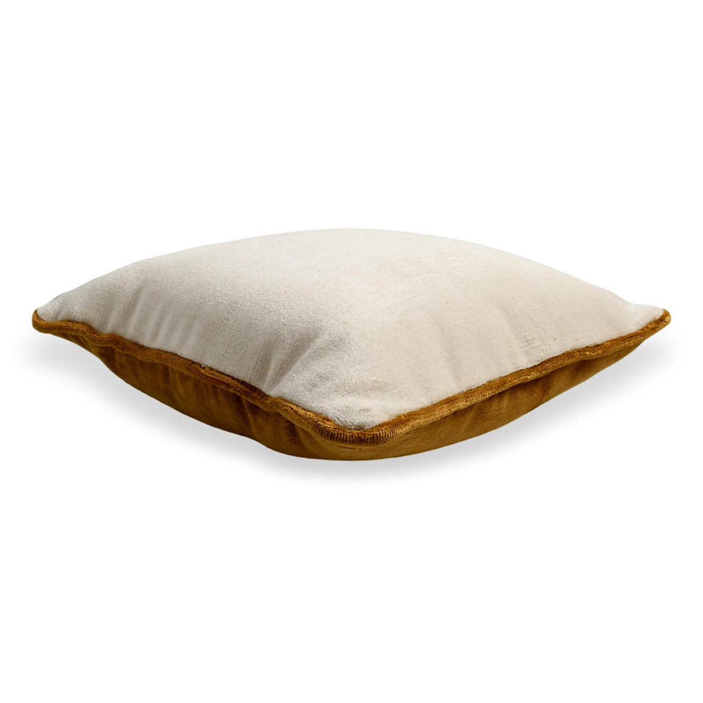 Luxurious cushion square Carrè in solid color velvet