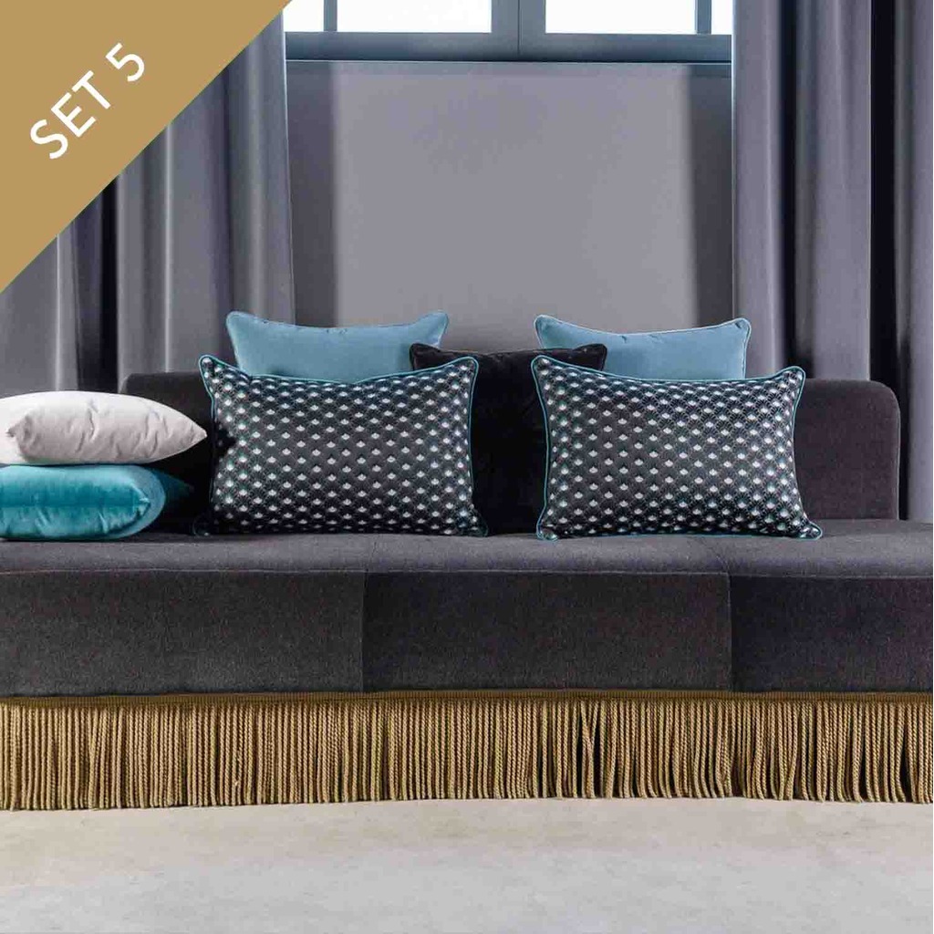 Luxurious Cushions' Set in designer fabric