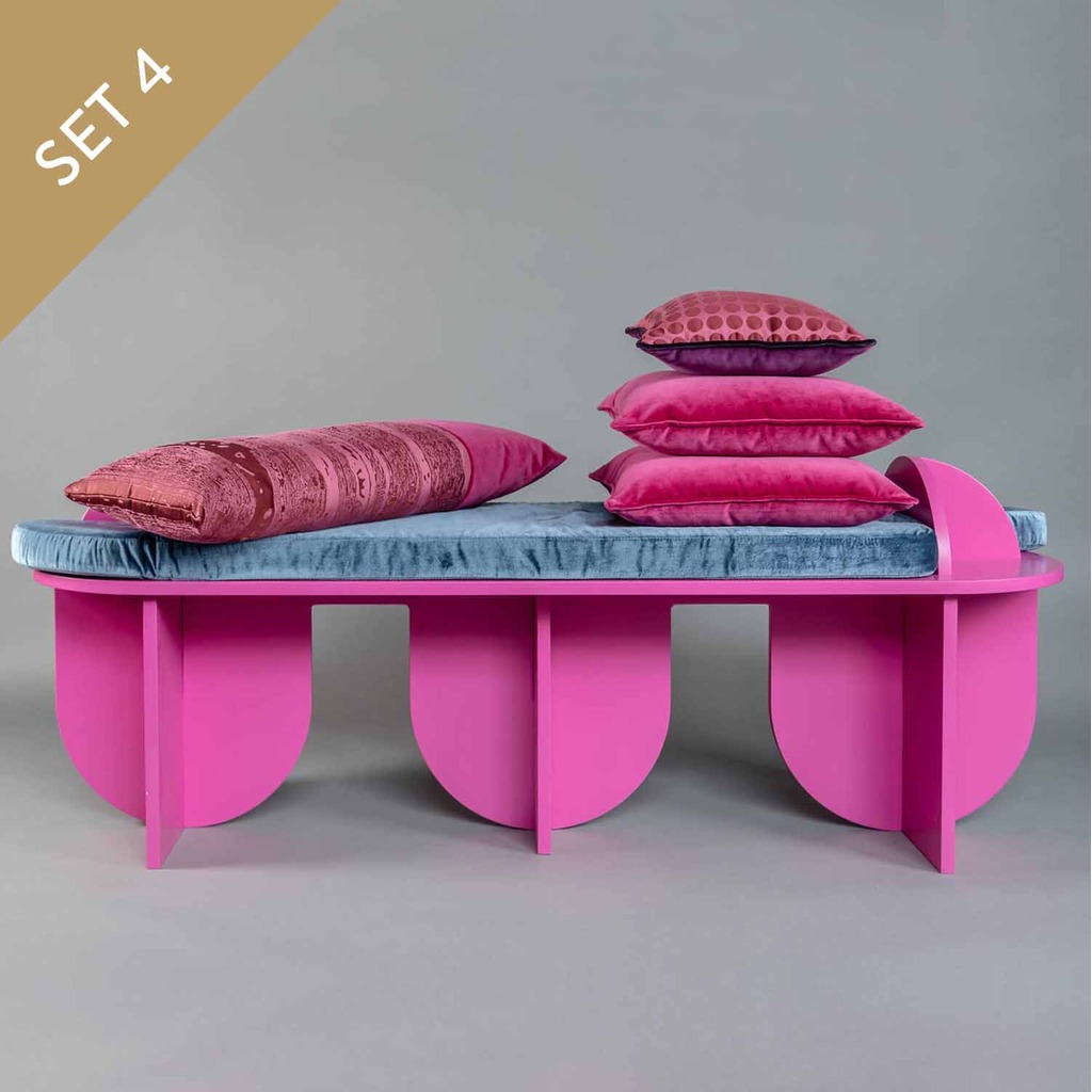 Luxurious Cushions' Set in designer fabric