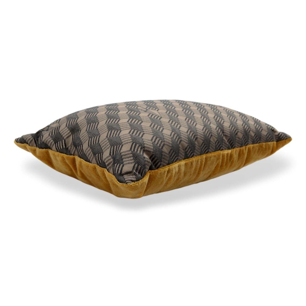 Luxurious cushion rectangular Longue in multicolor/pattern fabric