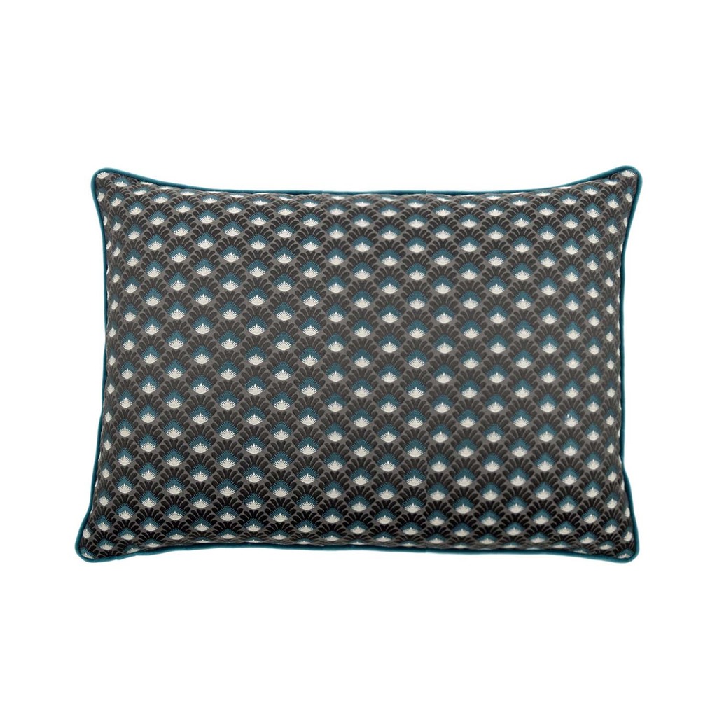 Luxurious cushion rectangular Longue in multicolor/pattern fabric